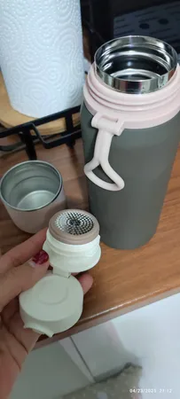 فلاسک مدل لیوان دار گنجایش 0.35 لیتر