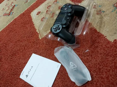 دسته بازی پلی استیشن 4 مدل jet