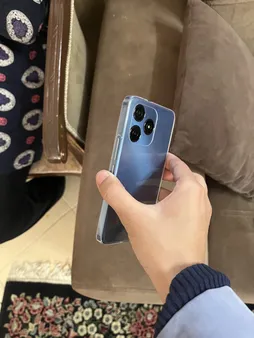 گوشی موبایل وکال مدل V0 Core دو سیم کارت ظرفیت 32 گیگابایت و رم 2 گیگابایت