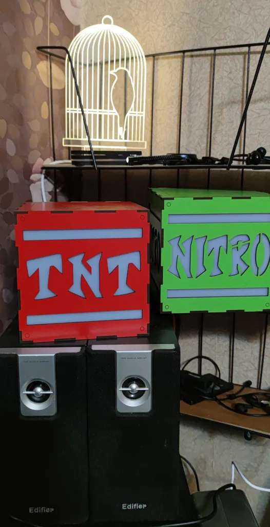 آیکون لایت طرح بازی کراش مدل TNT-NITRO L