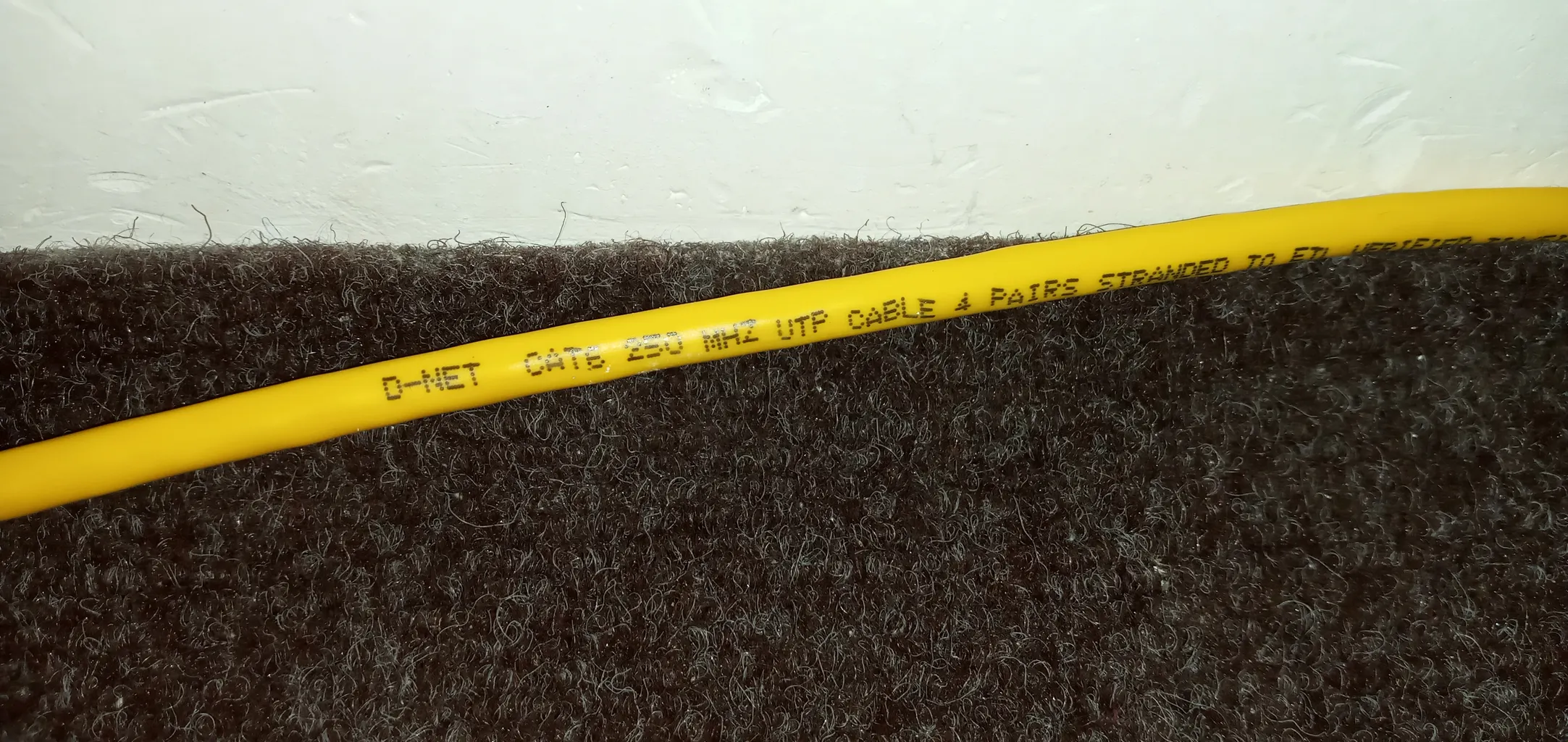 کابل شبکه CAT6 دی-نت به طول 5 متر