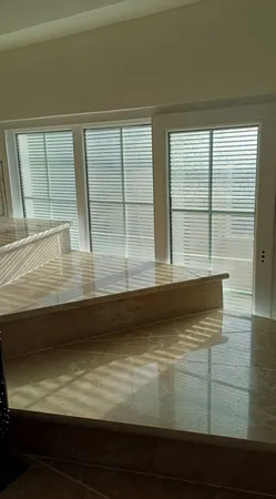 شیشه مات کن طرح کرکره ای کد 1012