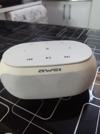 اسپیکر بلوتوثی قابل حمل آوی مدل Y200