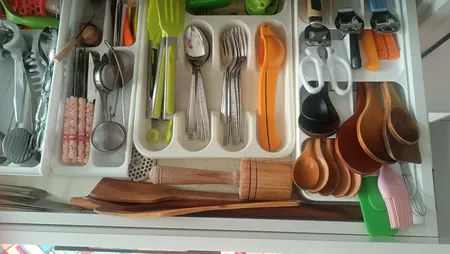 نظم دهنده قاشق و چنگال مدل Si-38