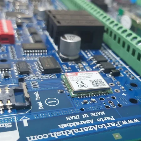 سیستم دزدگیر سیم کارتی پرتوآذرخش مدل Smart ZXF