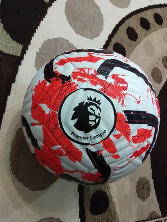 توپ فوتبال مدل 2024 چرمی سایز 5