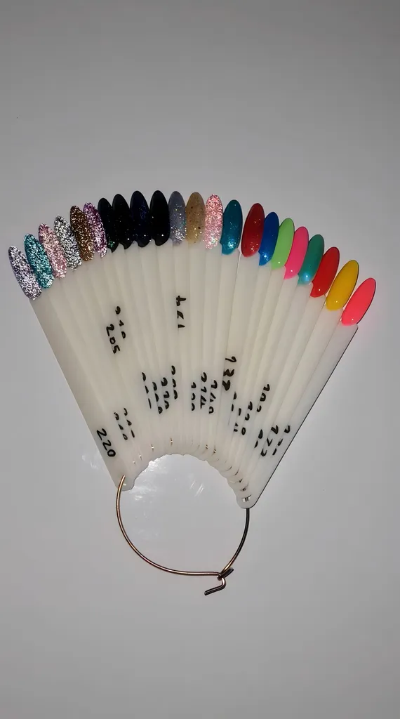 پالت طراحی ناخن مدل روسی بسته 45 عددی