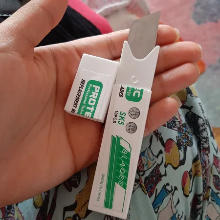 تیغ کاتر پروتک مدل AR-SK010 بسته 10 عددی