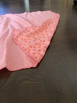 زیرانداز یوگا مدل حوله ای