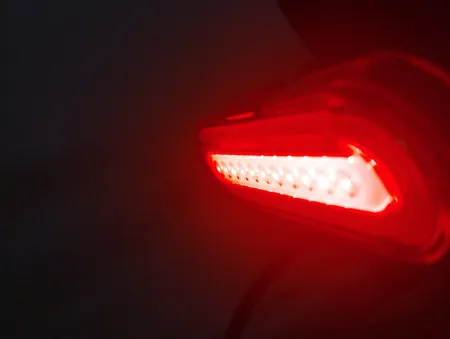 چراغ خطر دوچرخه مدل پلیسی کد BE1097