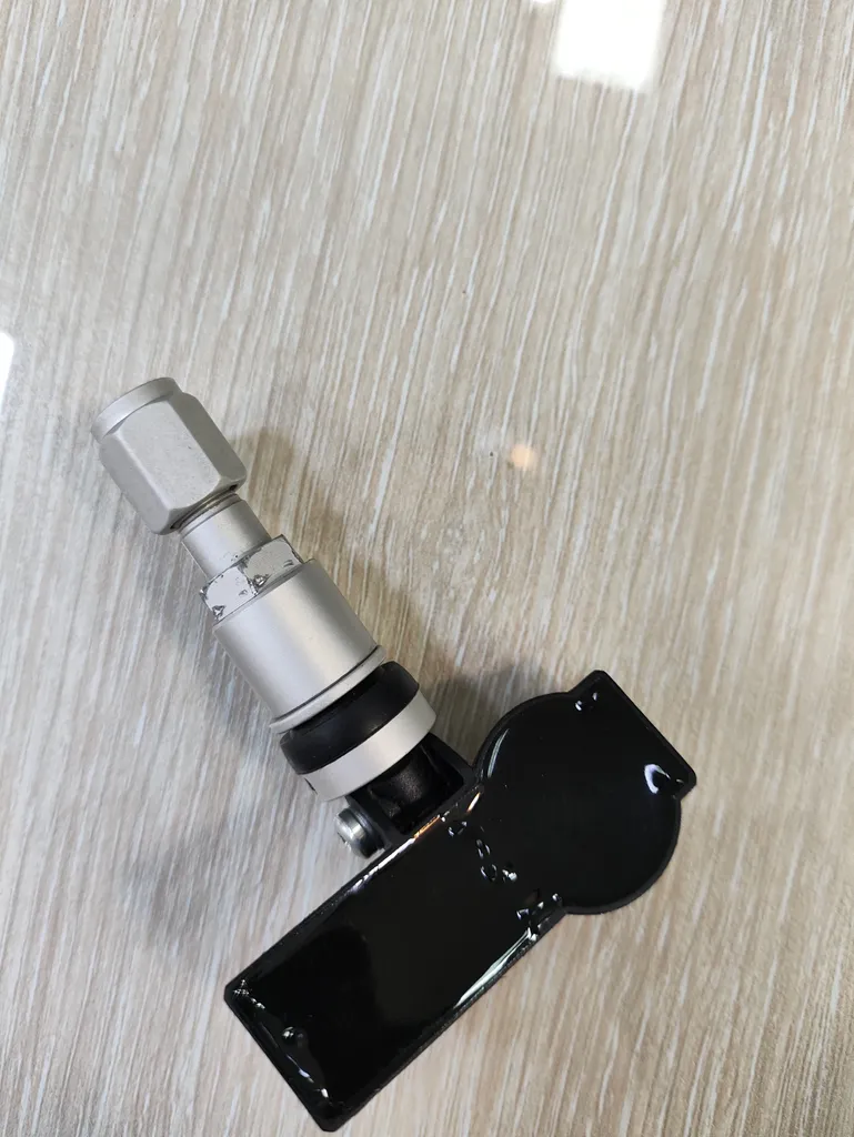 سنسور باد لاستیک دناکو مدل TPMS مناسب برای شاهین