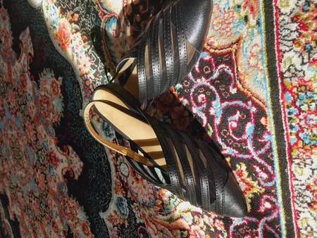 صندل زنانه مدل خورشیدی