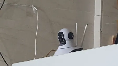 دوربین مداربسته تحت شبکه مدل بیبی V380PRO