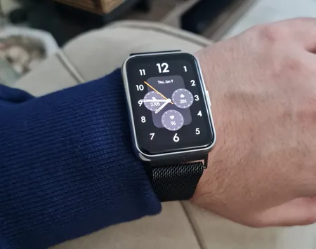 ساعت هوشمند هوآوی مدل WATCH FIT 2 Classic Edition بند چرمی