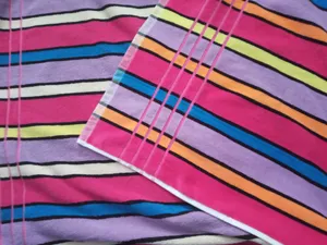 تجریه خرید حوله استخری ماندگار طرح راه راه سایز 70x130 سانتی متر