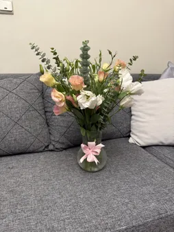 گلدان دکوری مدل شیشه ای دنیز