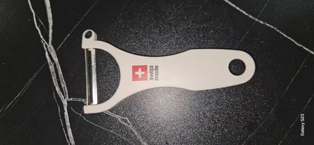 پوست کن کیساگ مدل Crossbow