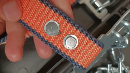 زنجیر چرخ شرکت زنجیر چرخ سهند مدل کمربندی 225_215 بسته 6 عددی