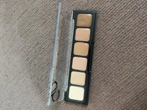 تجریه خرید کانسیلر کانتور گلدن رز مدل B1150 شماره 02پالت چند رنگ