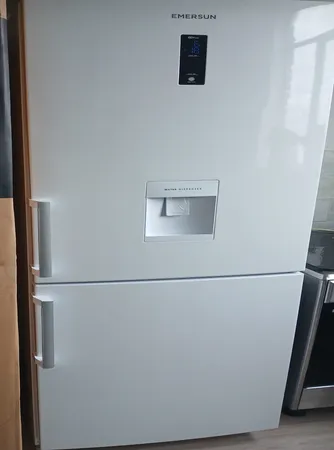 یخچال فریزر  22 فوت امرسان طرح فریزر پایین مدل CB22H