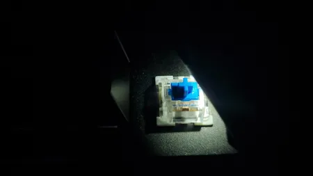 کیبورد مخصوص بازی رپو مدل V700 RGB