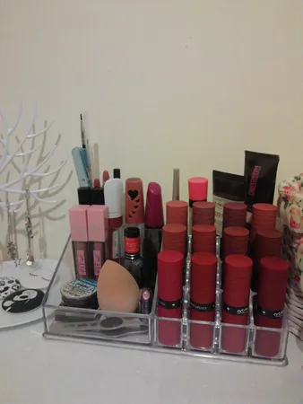 استند لوازم آرایشی مدل MA