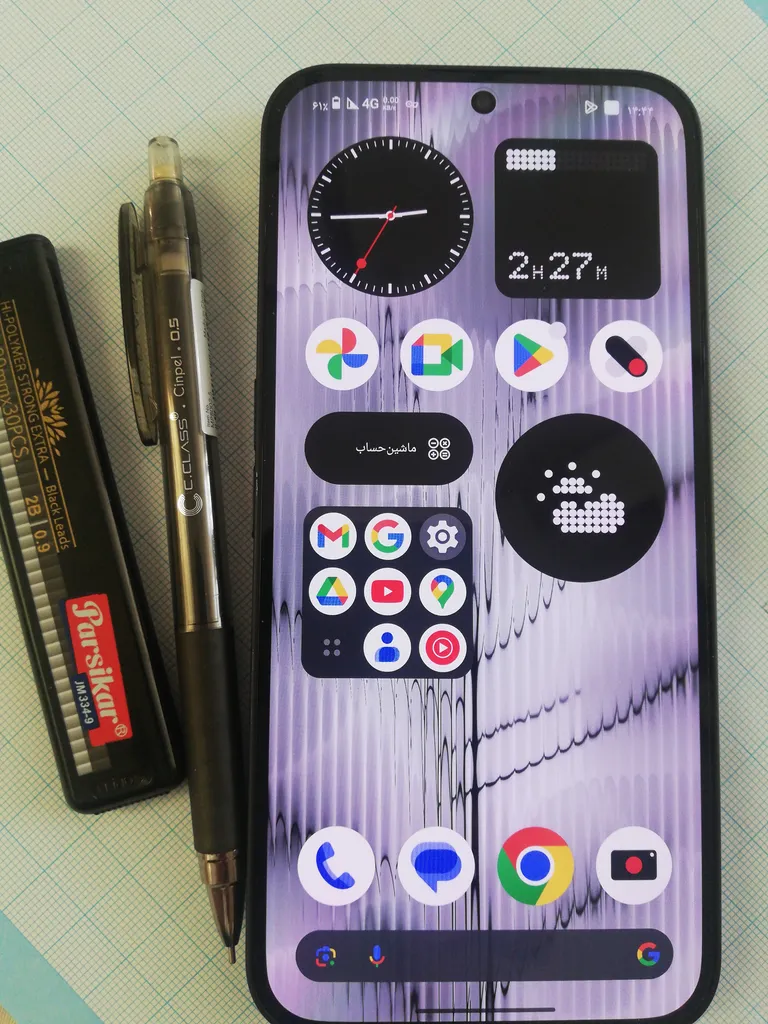 گوشی موبایل ناتینگ مدل Phone 2a دو سیم کارت ظرفیت 256 گیگابایت رم 12 گیگابایت