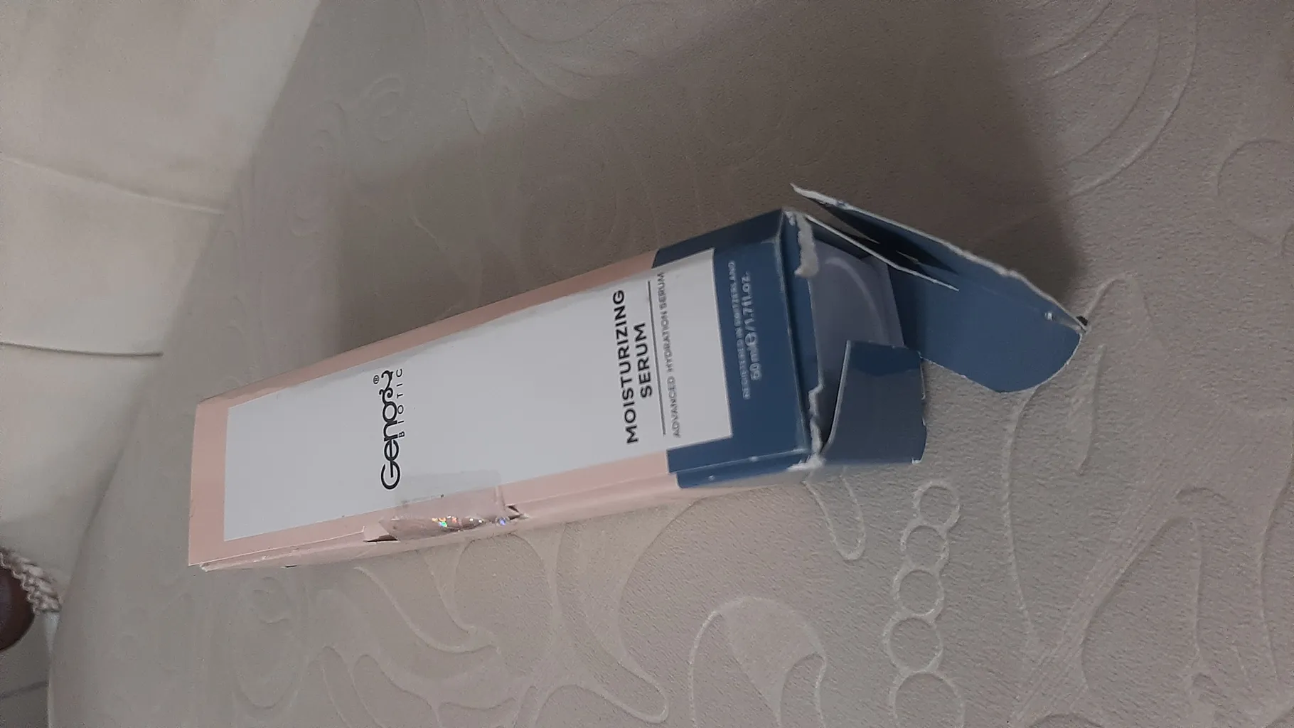 سرم پوست ژنوبایوتیک مدل moisturizing حجم 50 میلی لیتر