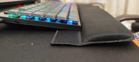 پد زیر کیبورد آرمو مدل ERGONOMIC-PLUS