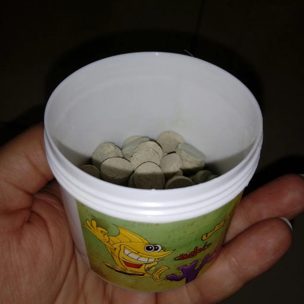 غذای ماهی امروز کد T103 بسته 120 عددی