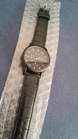 ساعت مچی عقربه ای والار کد LF2894