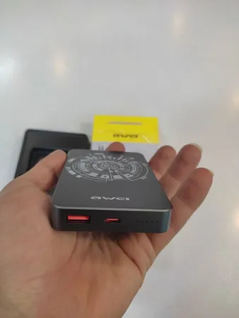 پاوربانک بی‌سیم 22.5 وات اوی مدل P113K-22.5W ظرفیت 10000 میلی آمپر ساعت