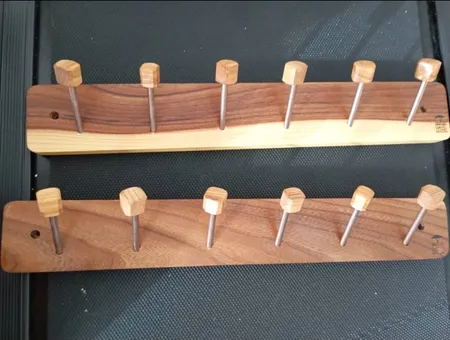 آویز لباس مدل ایکا