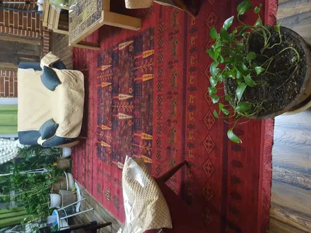 فرش ماشینی هیوا طرح بلوچ کد 3-219 زمینه لاکی