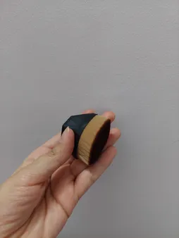 برس آرایشی مدل نانو پر تراکم