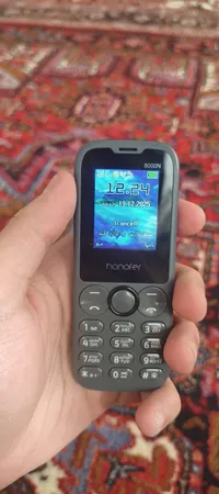 گوشی موبایل هانوفر مدل 8000N ظرفیت 32 مگابایت
