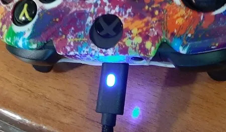 باتری قابل شارژ Dobe مدل TYX-0634B مناسب برای Xbox Series به همراه کابل USB-C