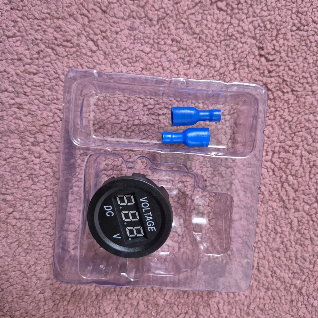 ولت متر خودرو مدل LX