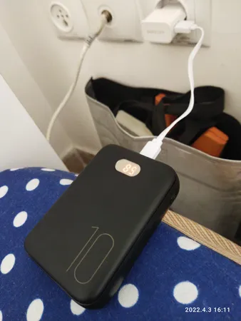 پاور بانک یوسمز مدل power bank PB9 Mini ظرفیت 10000 میلی آمپر ساعت