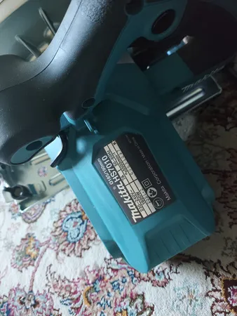 اره دیسکی ماکیتا مدل HS7010