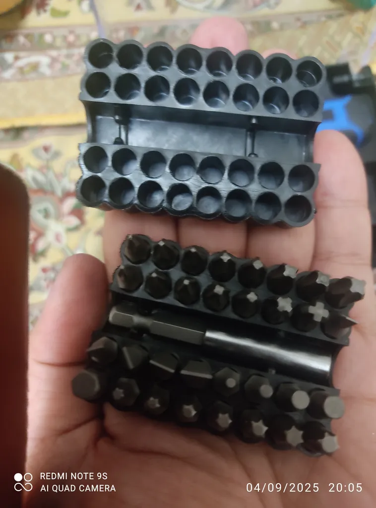 پیچ گوشتی شارژی نووا مدل 7435 مجموعه 33 عددی