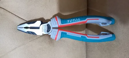 انبردست توتال مدل THT210806S سایز 8 اینچ