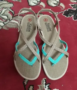 تجریه خرید صندل رکابدار زنانه نسیم مدل هلن کد 2085