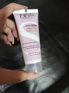 تجریه خرید کرم ضد چروک سی گل مدل A.H.A 10% حجم 40 میلی لیتر