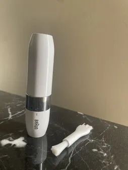 ماشین اصلاح موی صورت بانوان براون مدل FS1000