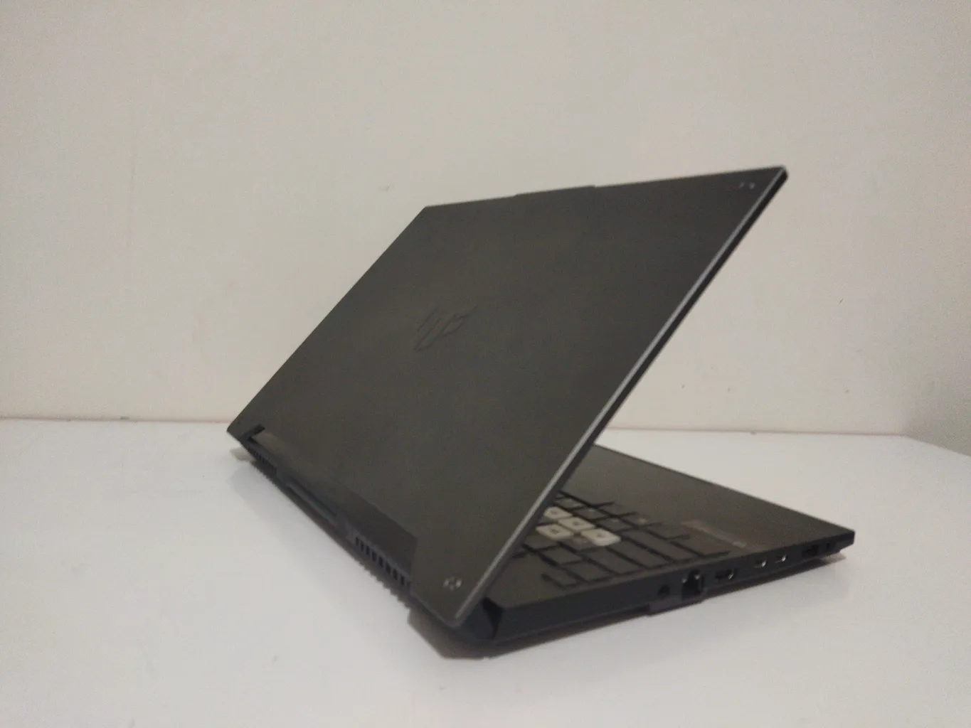 لپ تاپ 15.6 اینچی ایسوس مدل TUF Gaming F15 FX507ZC4-HN153-i7 12700H-16GB DDR4-512GB SSD-RTX3050-FHD