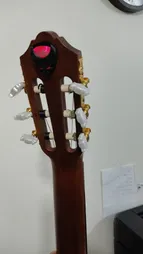 نگهدارنده پیک گیتار مدل VC40