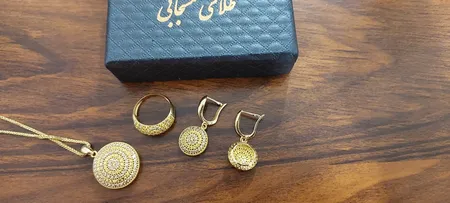 نیم ست طلا 18 عیار زنانه طلای مستجابی  کد 67150
