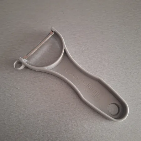 پوست کن کیساگ مدل Crossbow