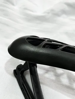 چوب لباسی مدل O8 بسته 8 عددی